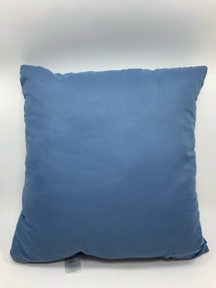 BLUE SQUARE TEXTURE PILLOW.