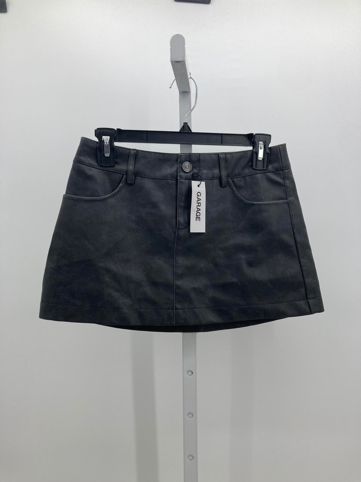 Garage Size X Small Juniors Skirt