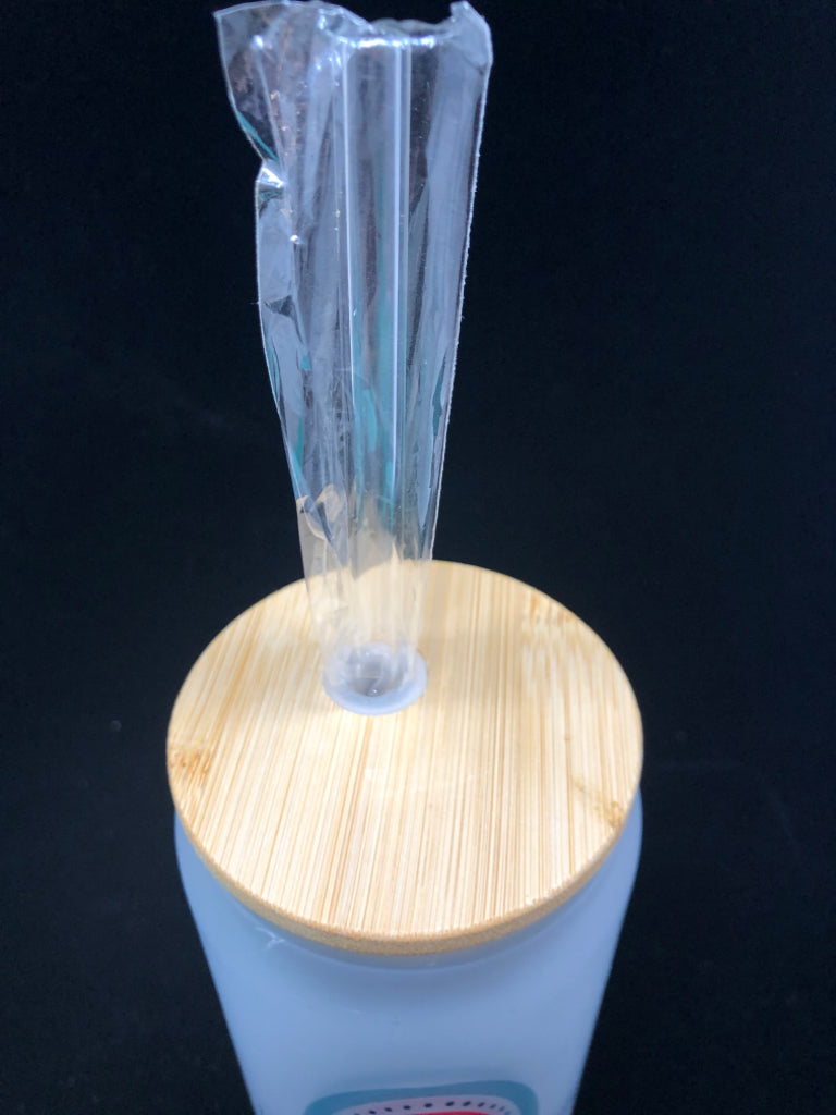 FROSTED TEACHER CUP W/NIP STRAW.