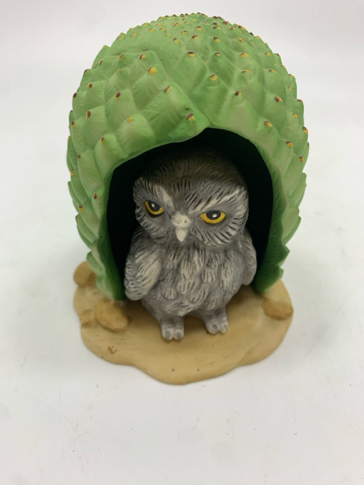 2PC WOODLAND SURPRISES OWL FRANKLIN PORCELAIN FIGURINE.