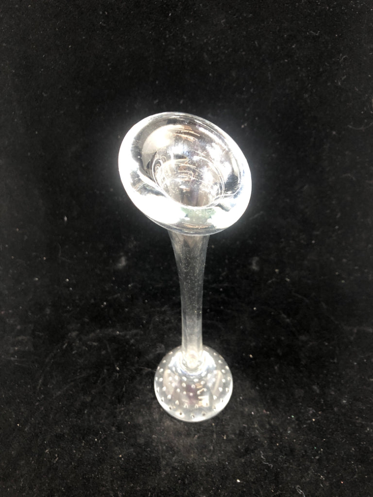 CLEAR BLOWN GLASS BUD VASE.