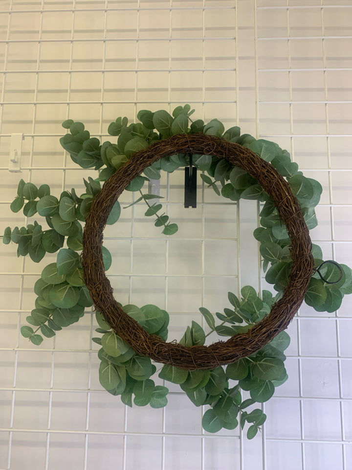 FAUX EUCALYPTUS GREENERY WREATH.