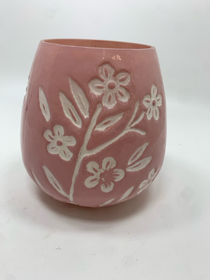 PINK PAINTED GLASS VASE W/WHITE FLOWERS.
