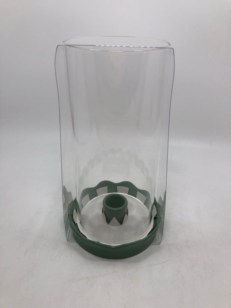 NIP SCALLOP CERAMIC HURRICANE TAPER CANDLE HOLDER.