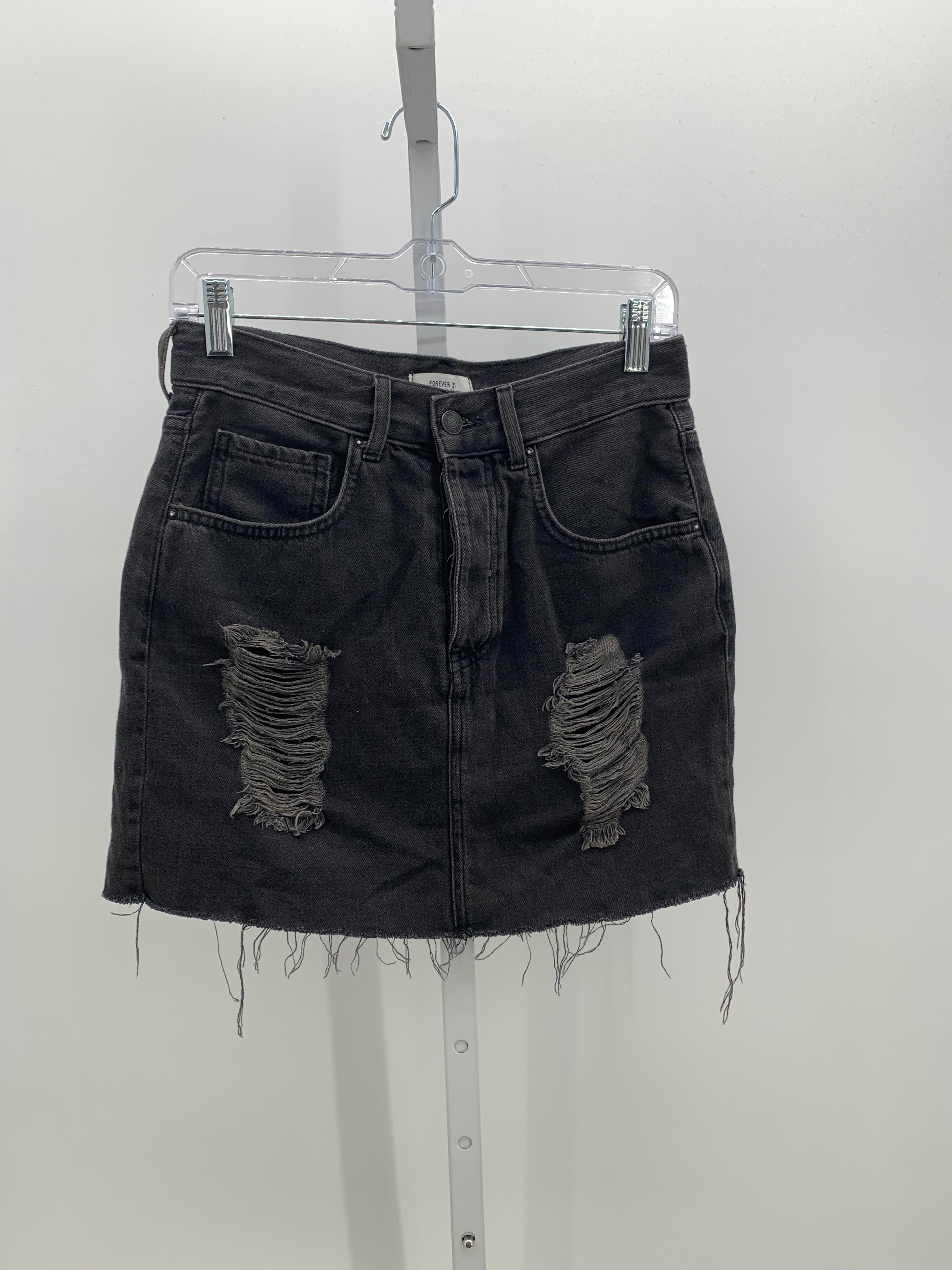 Forever Size Medium Juniors Skirt