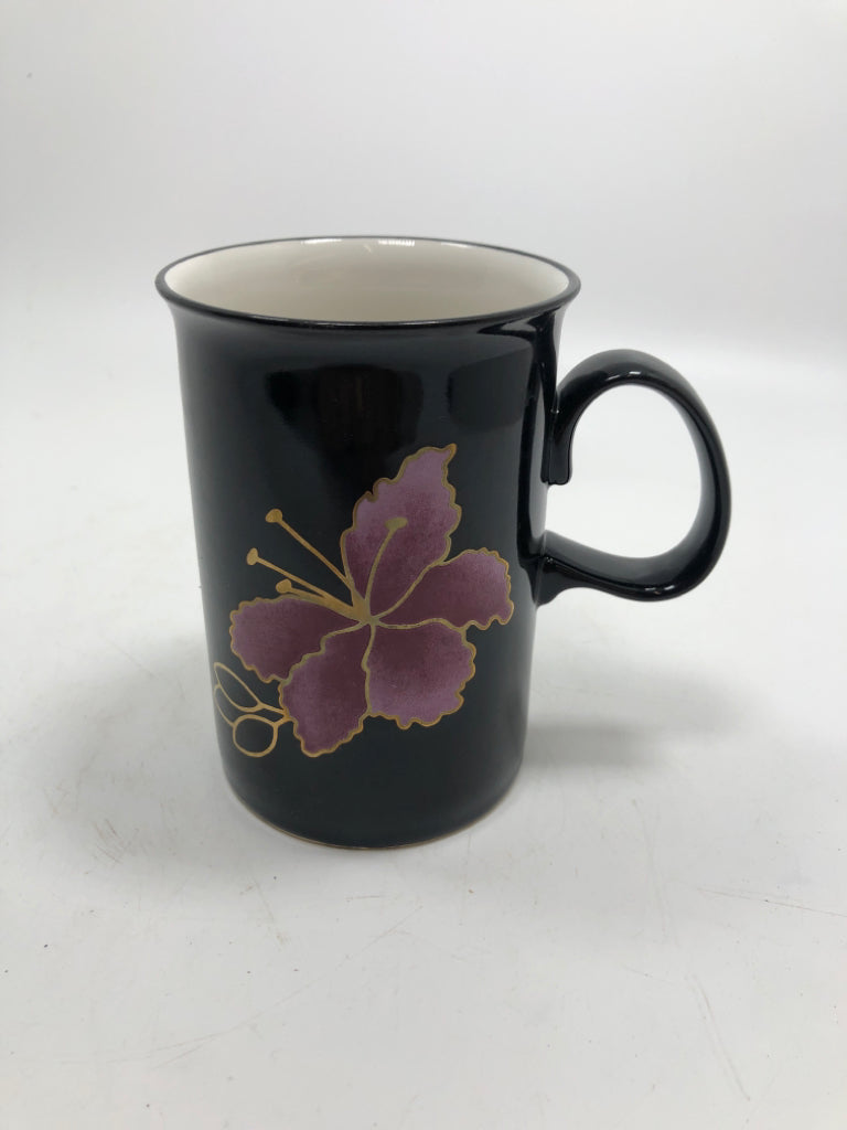 PINK FLORAL BLACK MUG.