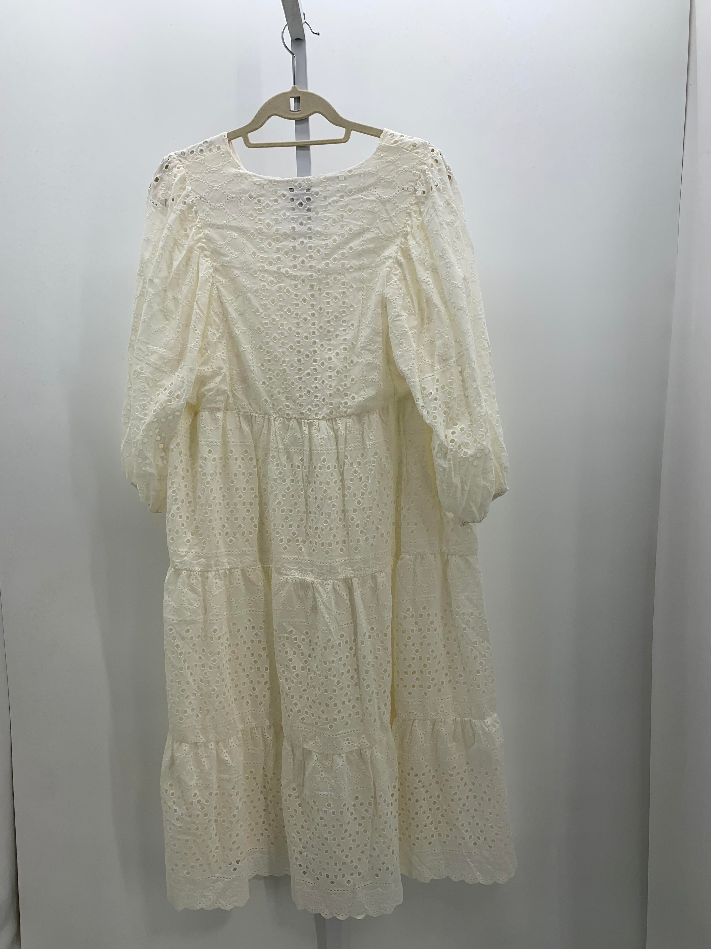 Size Extra Large Misses Short Sleeve Dress