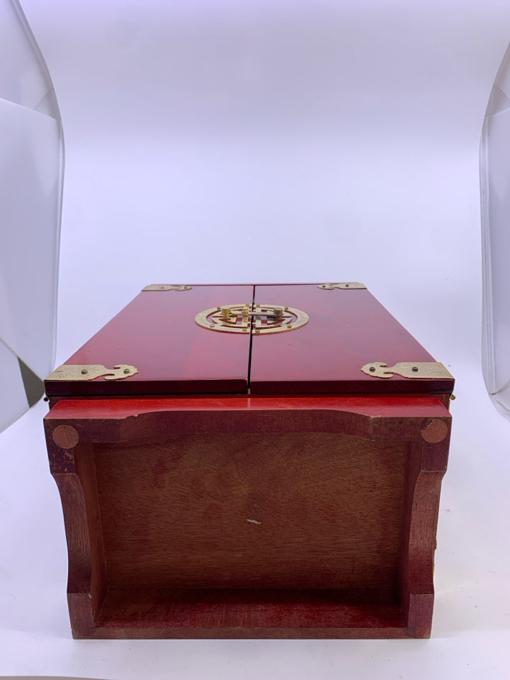 CHERRY WOOD ASIAN STYLE JEWELRY BOX W/ GOLD METAL DETAILS.