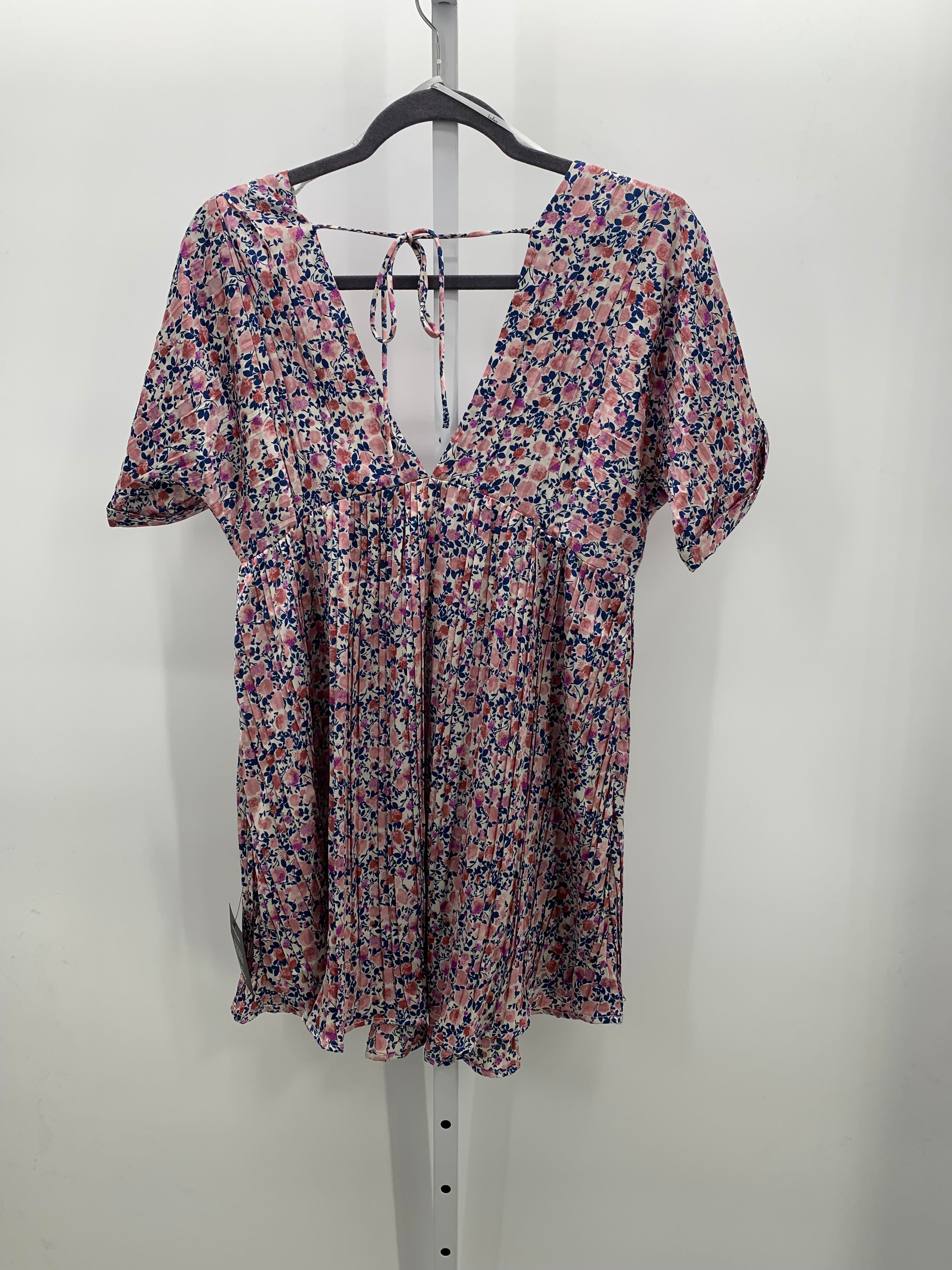 Lulus Size X Small Juniors Short Sleeve Dress
