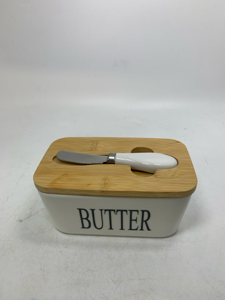 CERAMIC BUTTER DISH W/ WOOD TOP/KNIFE.