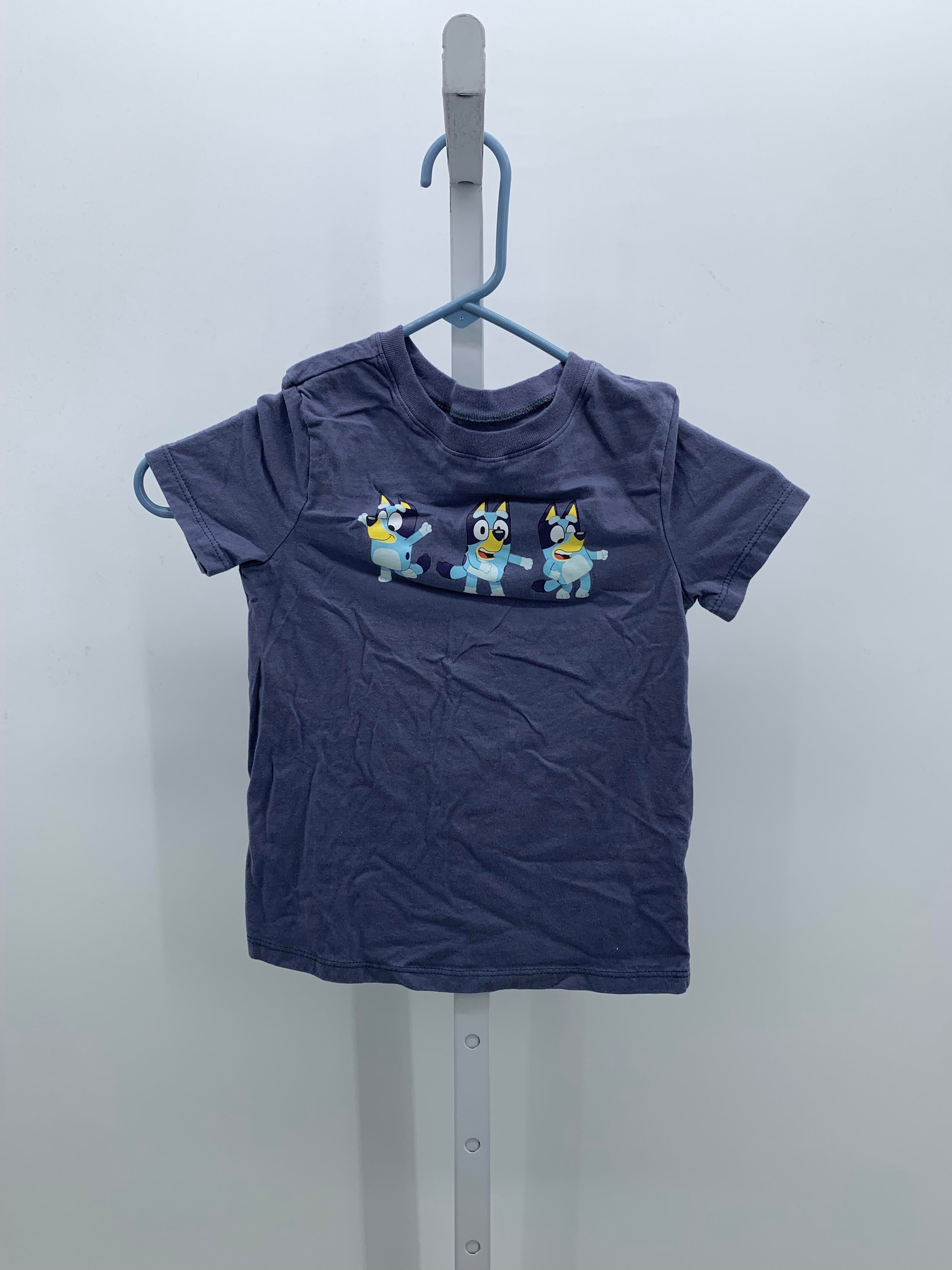 GRAPHIC KNIT TEE.