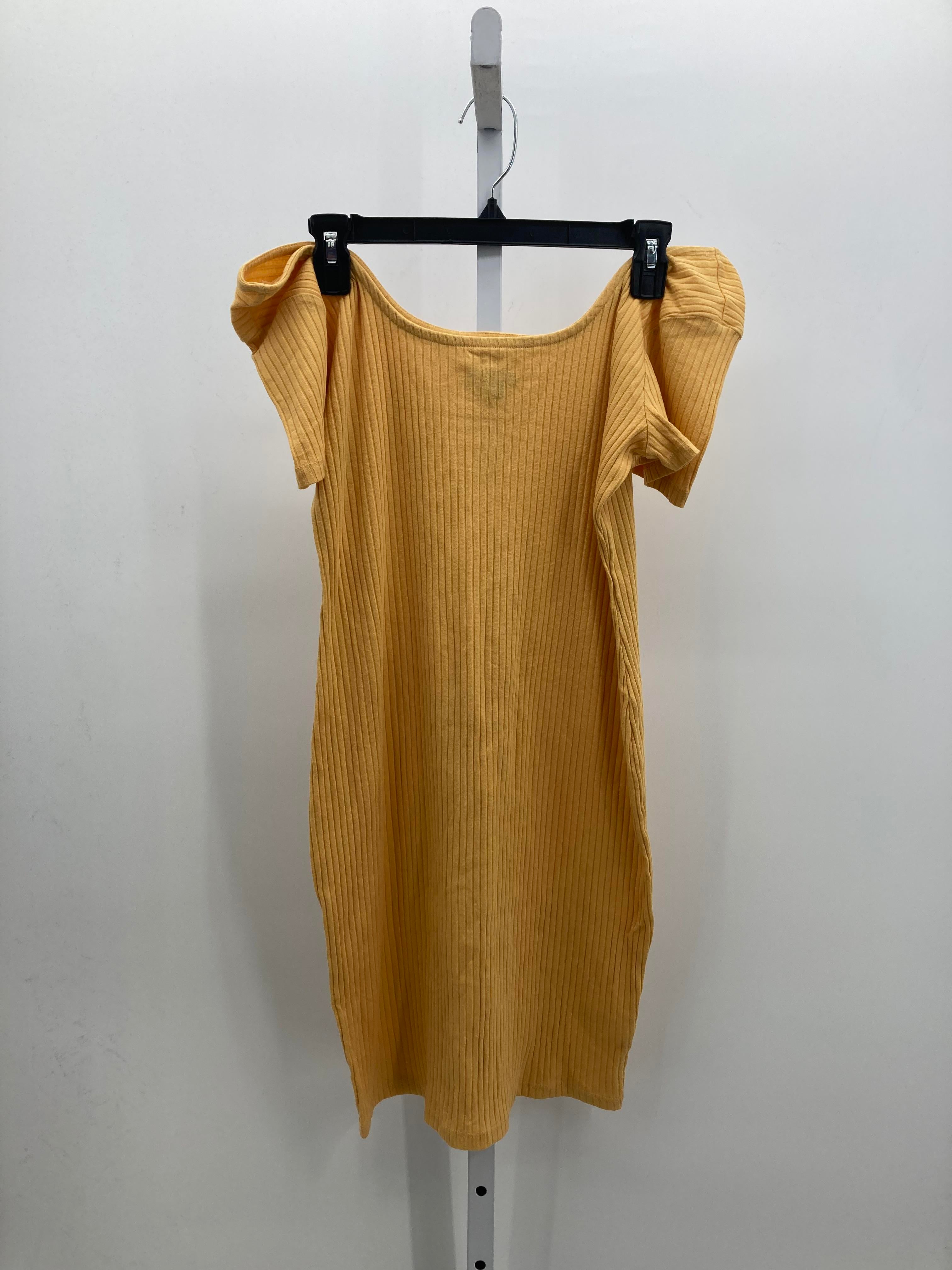 Wild Fable Size Large Juniors Short Sleeve Dress