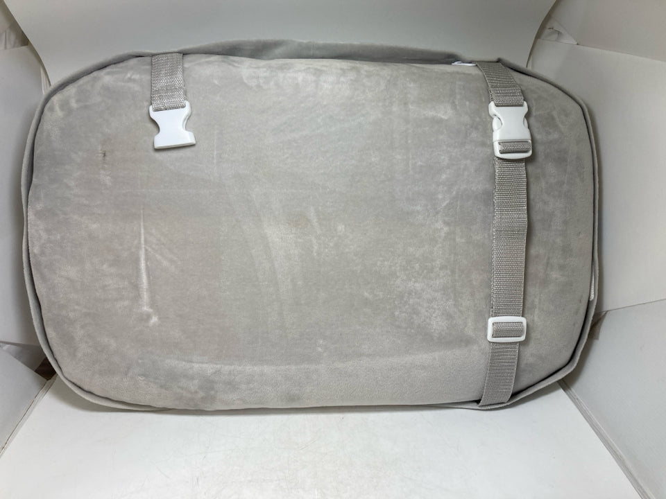 Babocush Newborn Comfort Cushion *Minor Marks