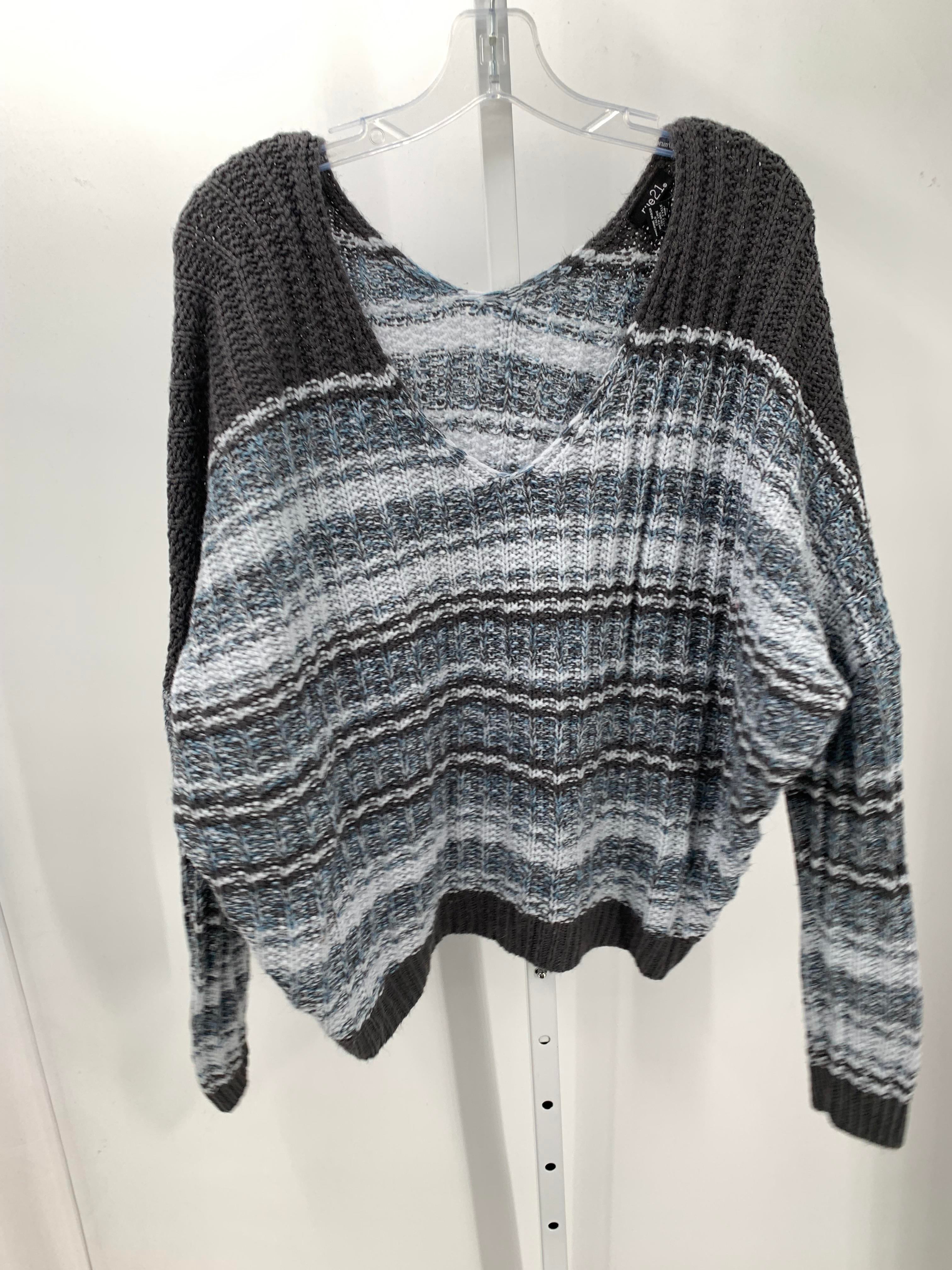 rue21 Size Medium Juniors Long Sleeve Sweater