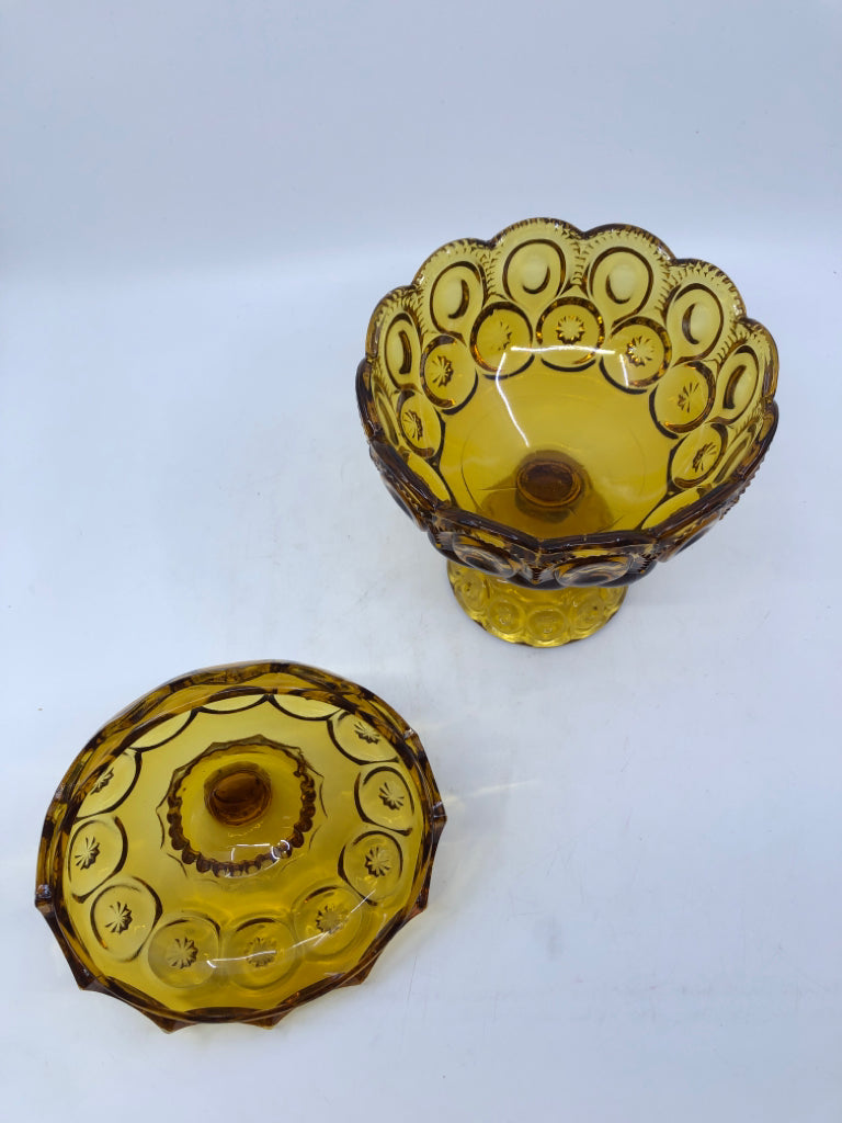 VTG FOOTED AMBER GLASS EMBOSSED CANDY DISH.