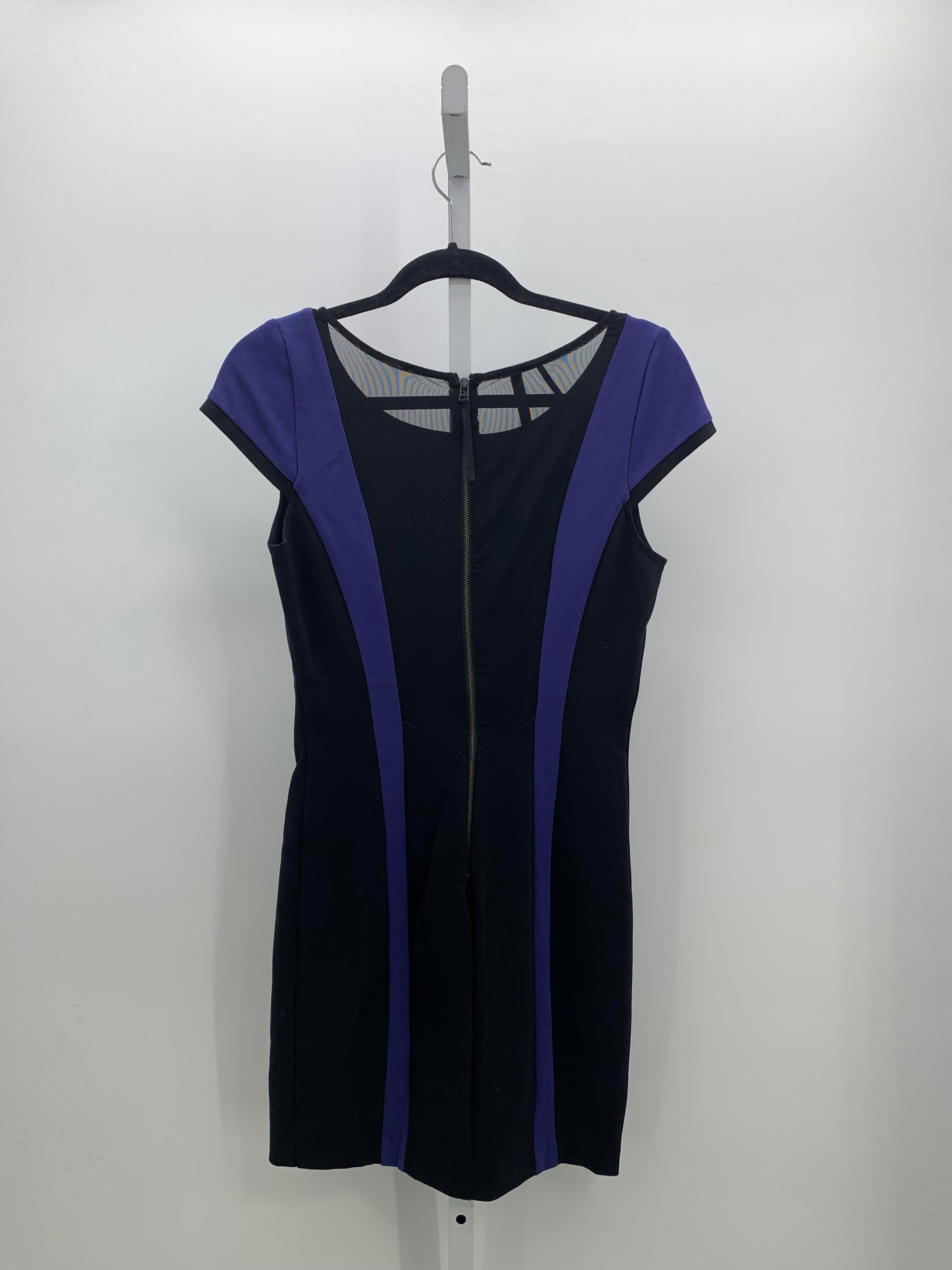 Guess Size 10 Misses Short Sleeve Dress