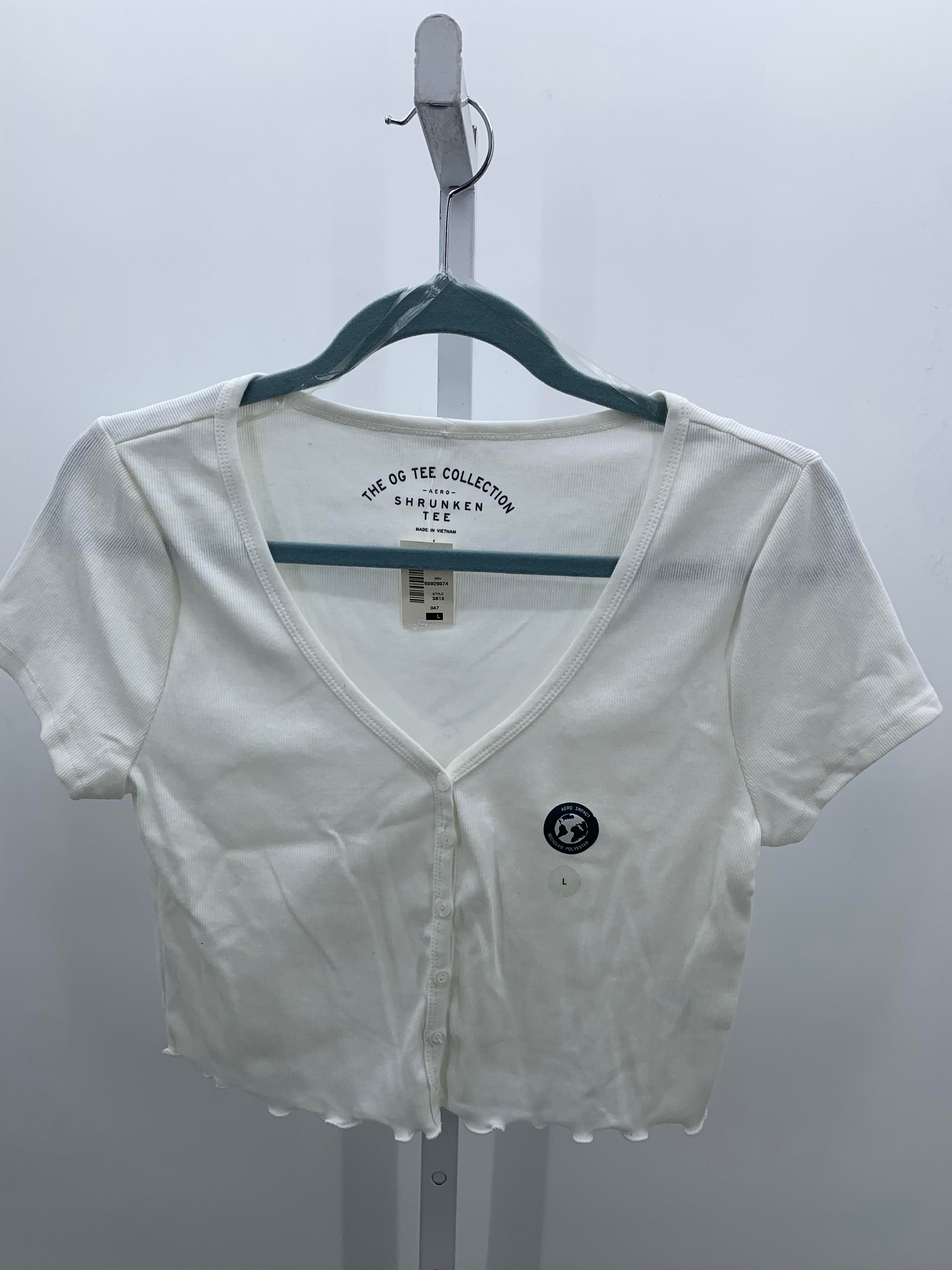Aero Size Large Juniors Short Sleeve Shirt