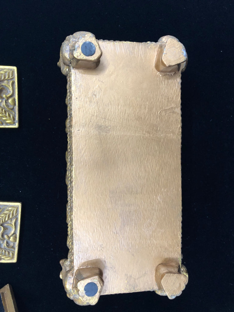 GOLD ORNATE 3-SECTION ORGANIZER W/LIDS.