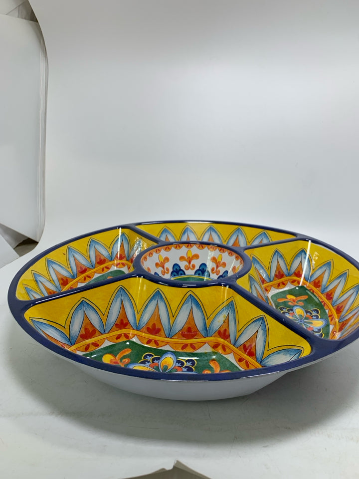 COLORFUL MELAMINE DIVIDED SERVER.