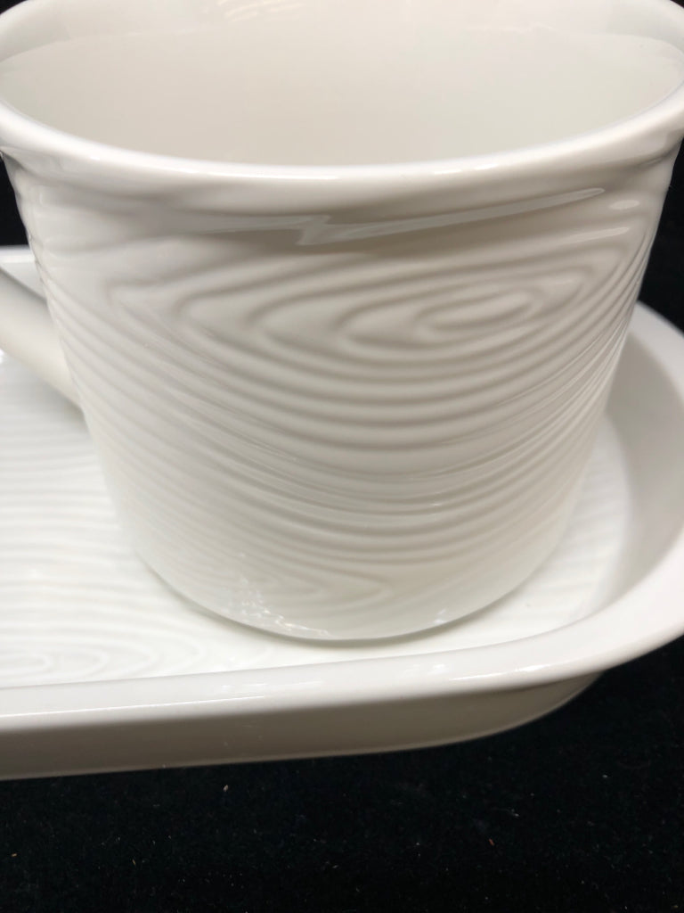 2PC WHITE CERAMIC SOUP & SANDWICH PLATTER W/LID TEMPATIONS.