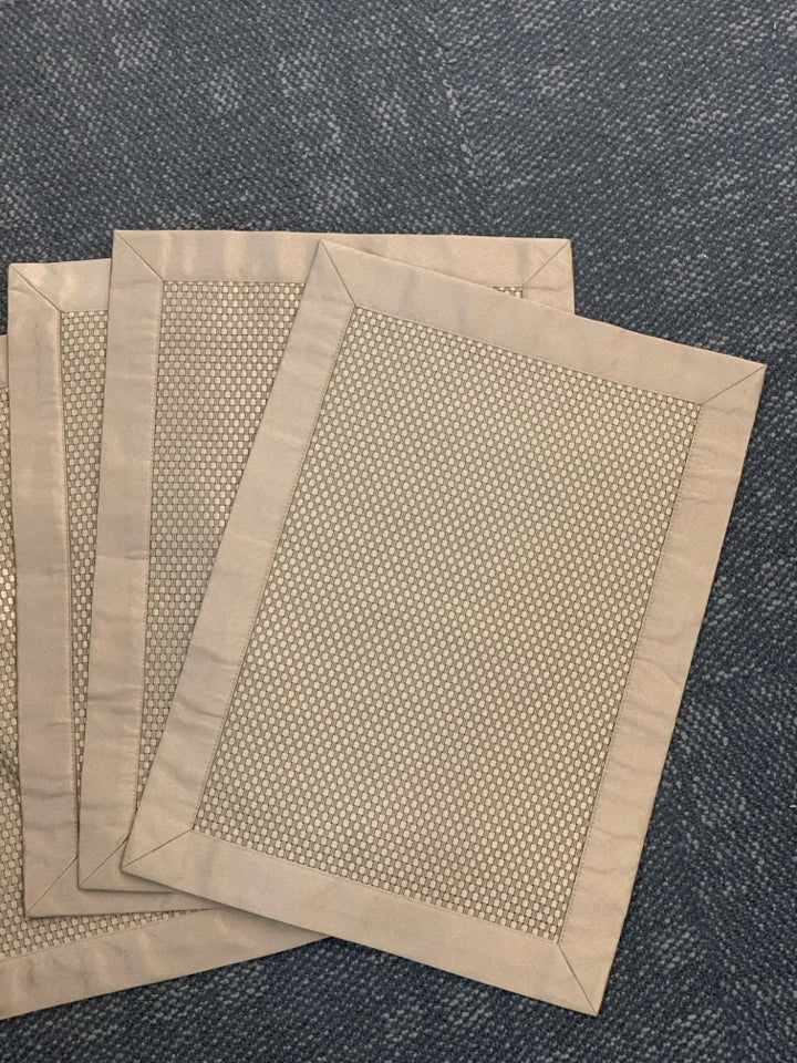 4PC GOLD FABRIC PLACEMATS.