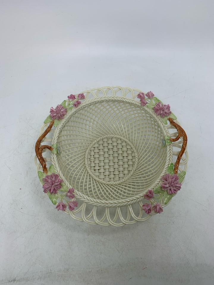 VTG WOVEN CIRCLE BASKET W/ 3D PINK FLOWERS/BRANCHES DELICATE BOWL.