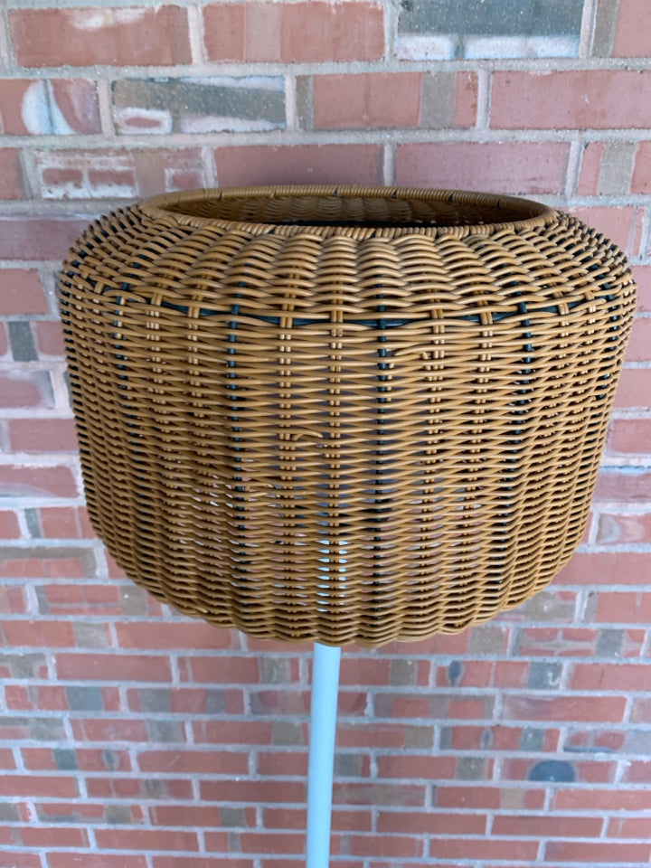 TALL BROWN WICKER BASKET WEAVE FLOOR LAMP.
