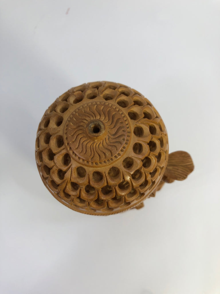 DETAILED WOOD CARVING AMBARI ELEPHANT FIGURINE.