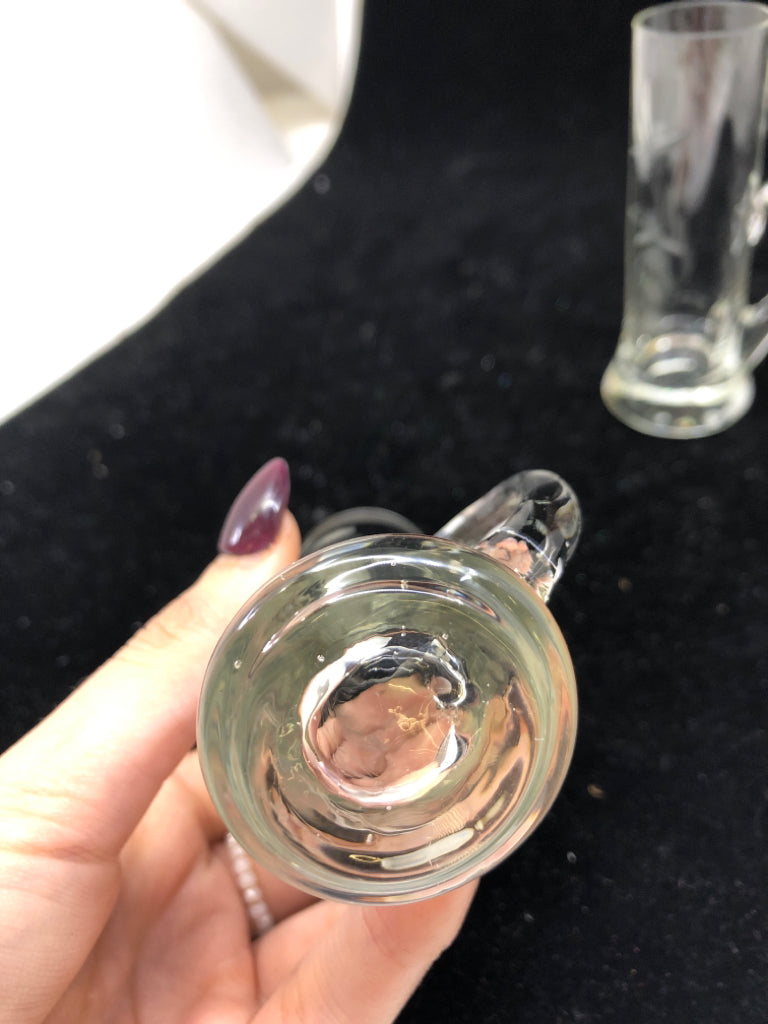 4 ETCHED FLORAL LIQUOR GLASSES.