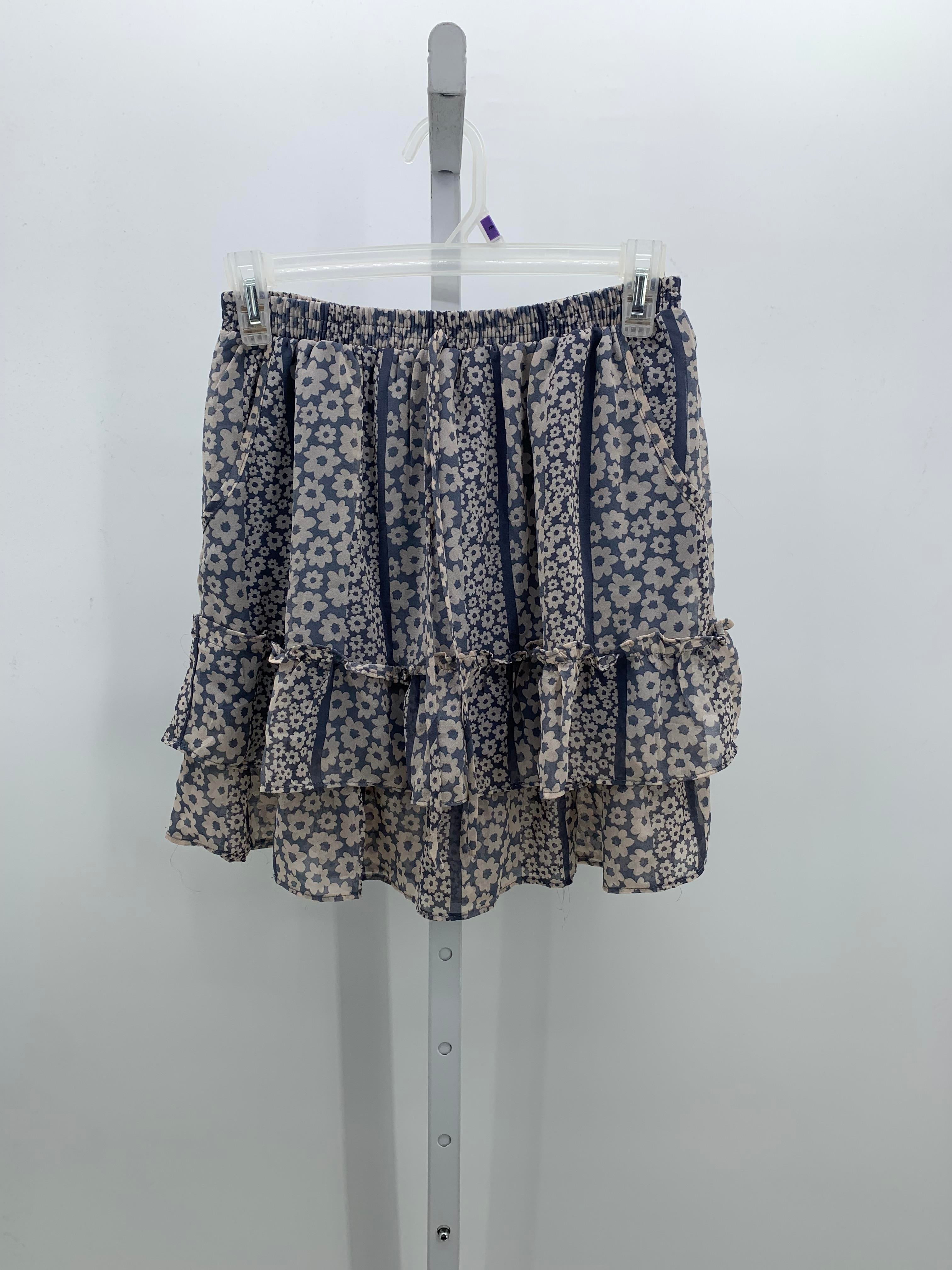 Size Medium Juniors Skirt