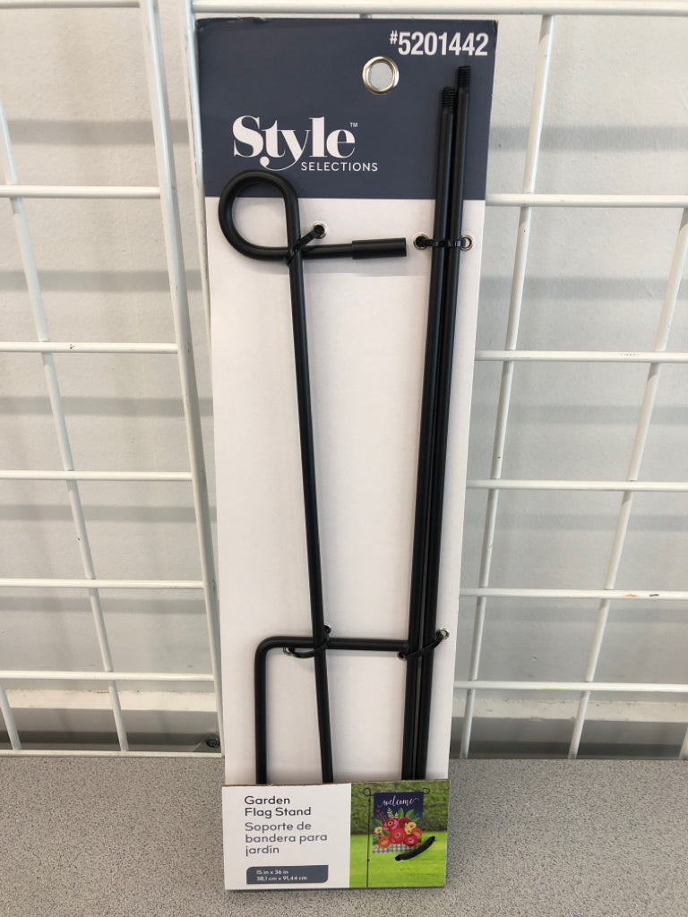NIP GARDEN FLAG STAND.