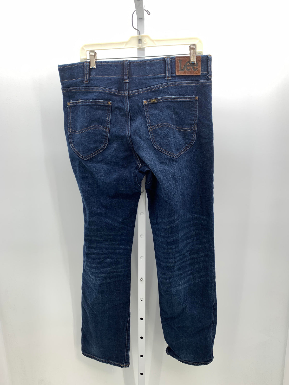 REGULAR FIT STRAIGHT LEG