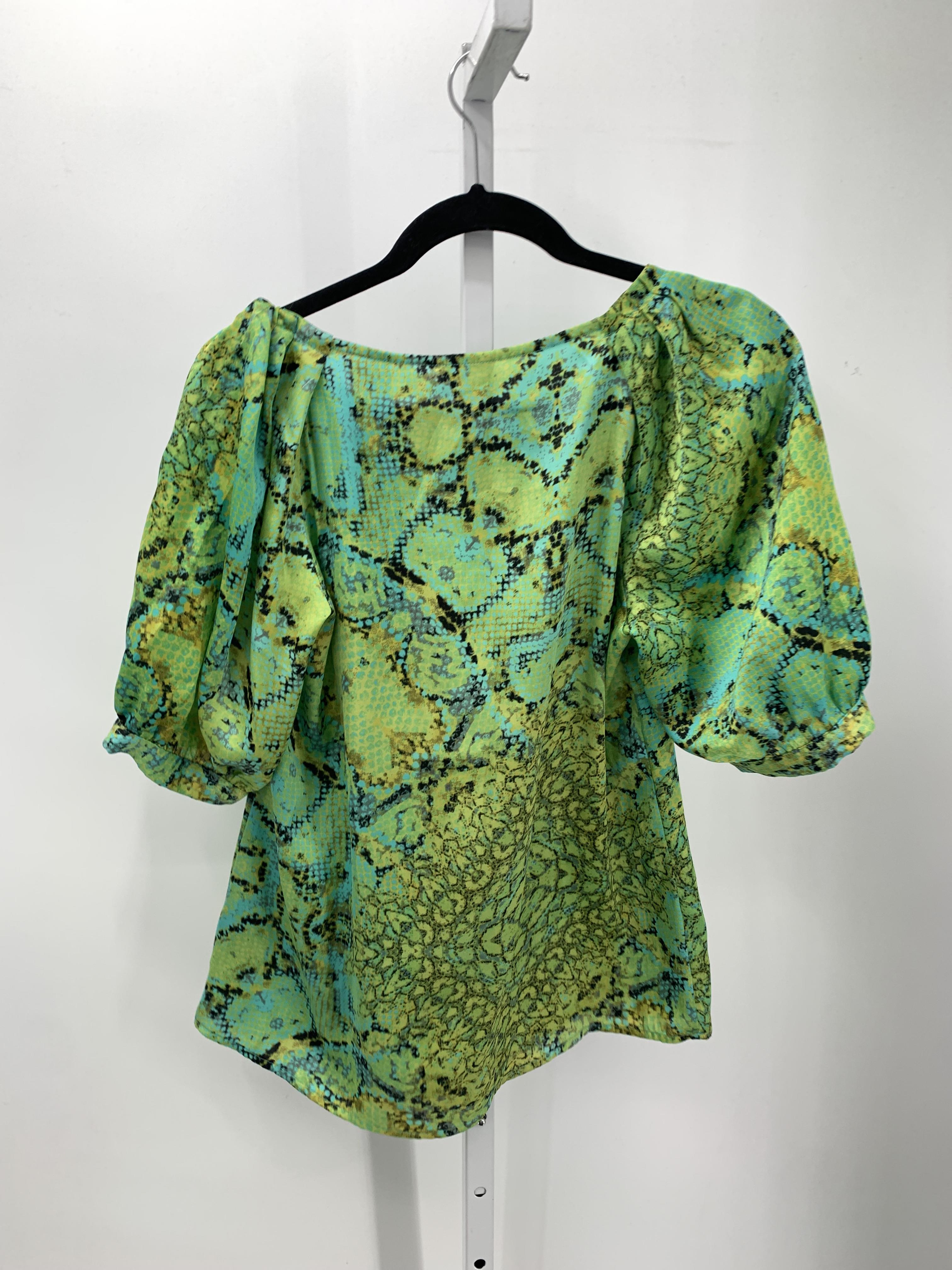 Worthington Size Medium Misses Short Sleeve Shirt