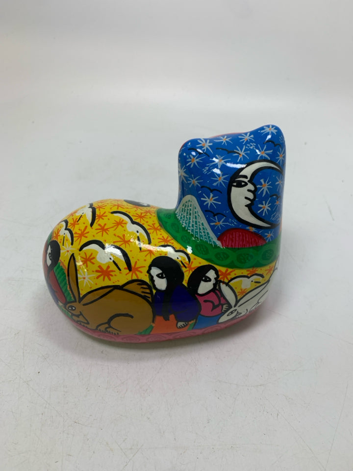 COLORFUL PAINTED SITTING CAT MADE IN MEXICO.