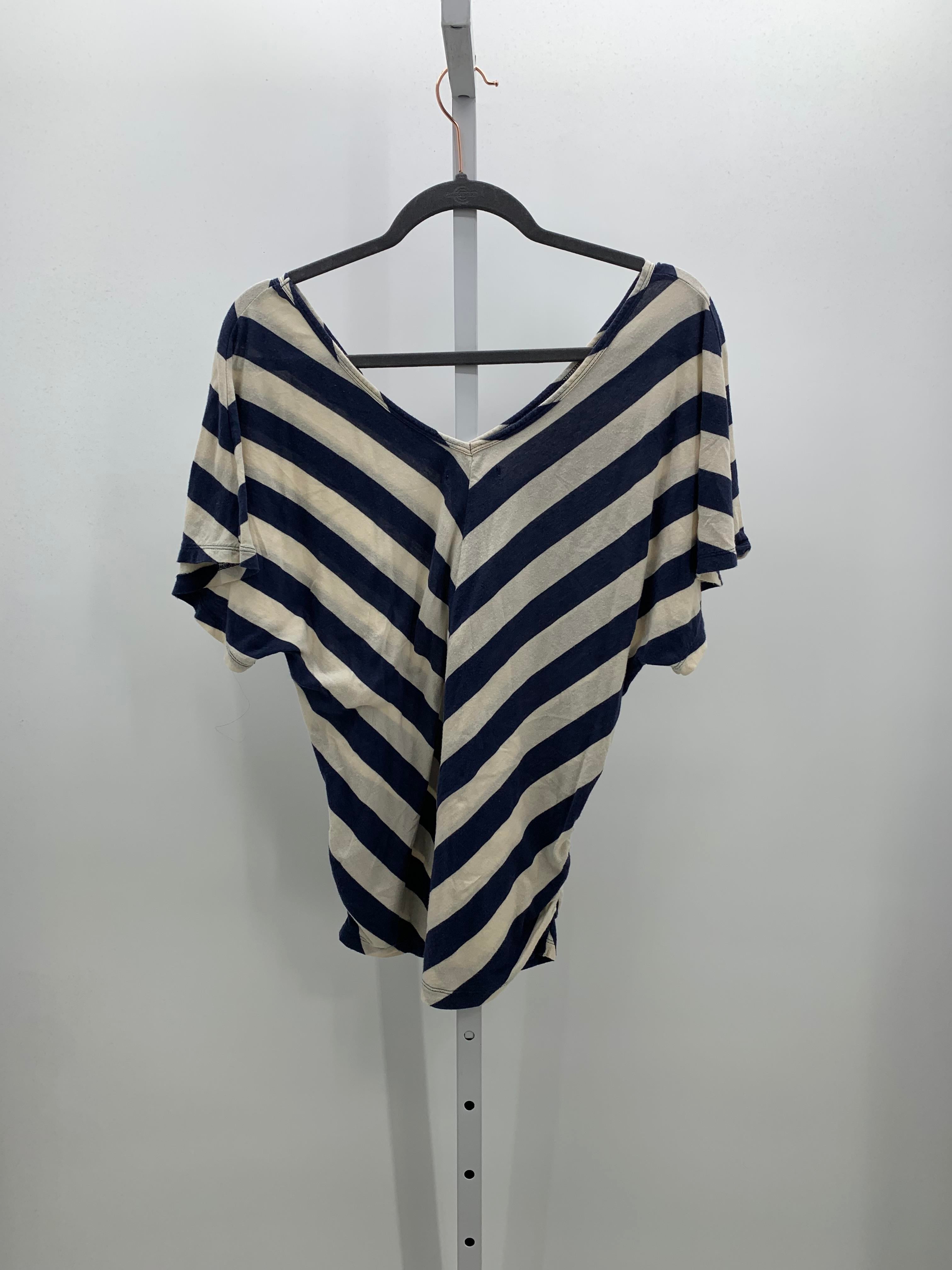 Old Navy Size Small Misses Short Sleeve Shirt