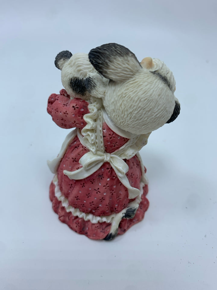 "BABY'S FIRST CHRISTMOOS" MARY MOOMOOS FIGURE.
