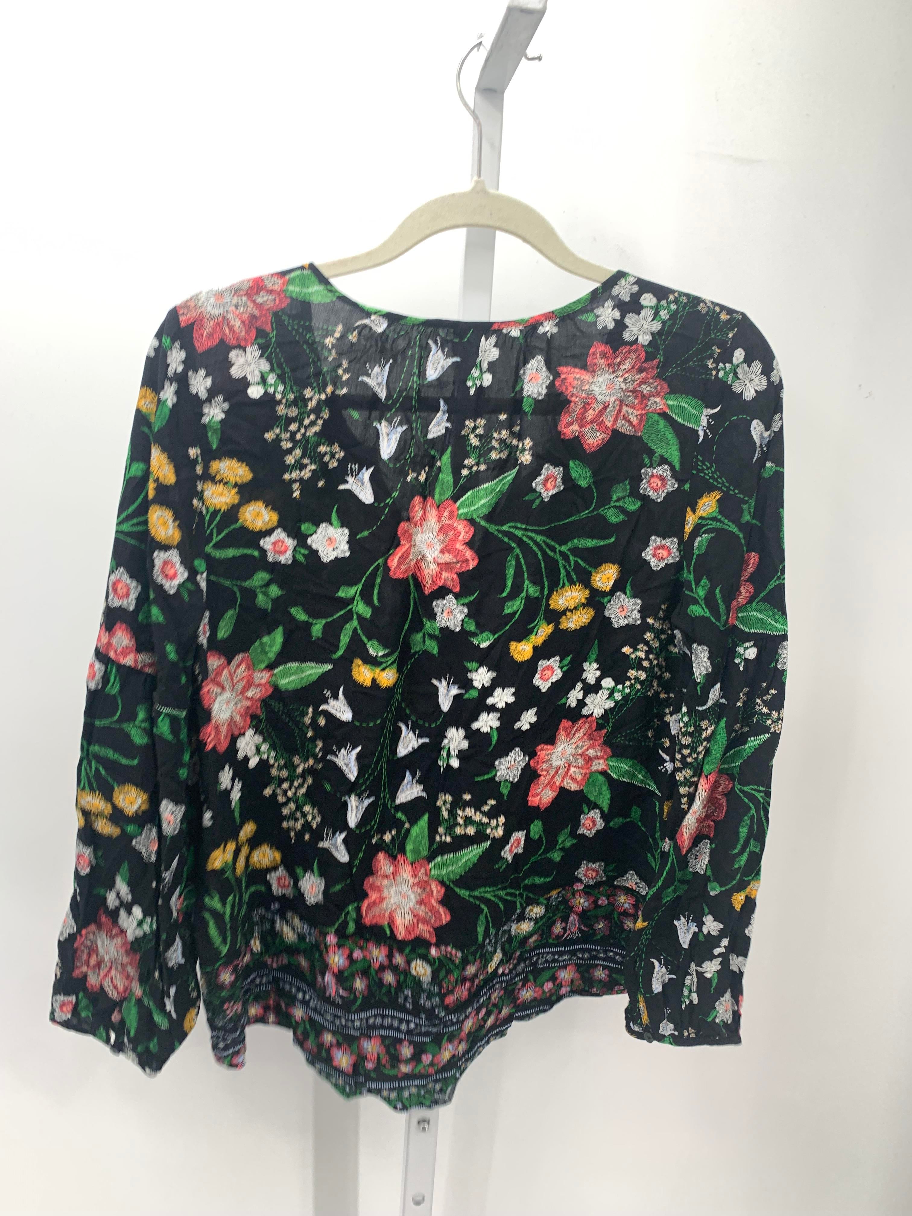Old Navy Size Medium Misses Long Sleeve Shirt