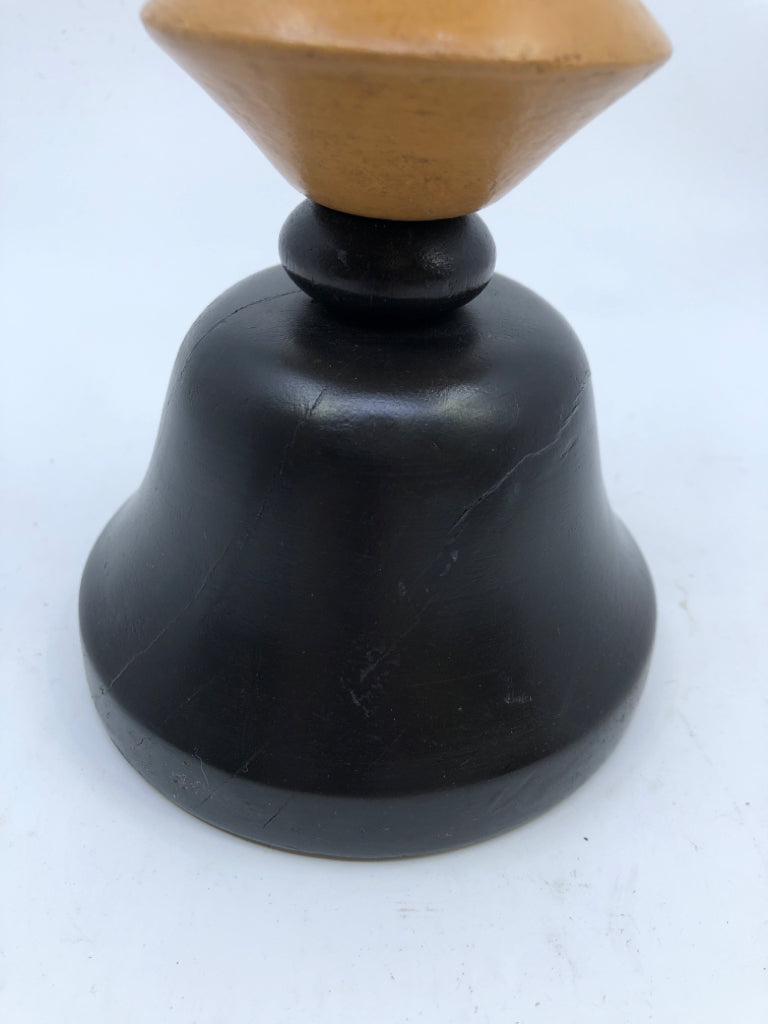 BLACK AND TAN PILAR CANDLE HOLDER.
