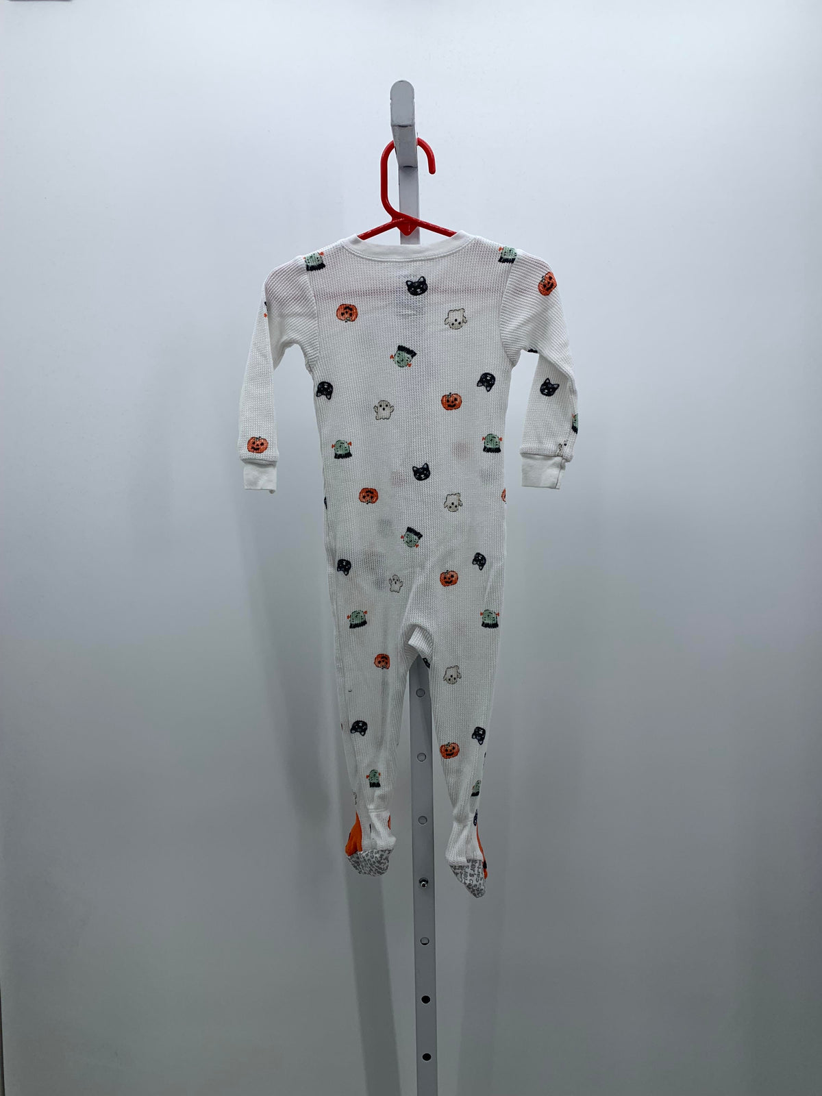 LONG SLV ROMPER GHOSTS BLACK CATS