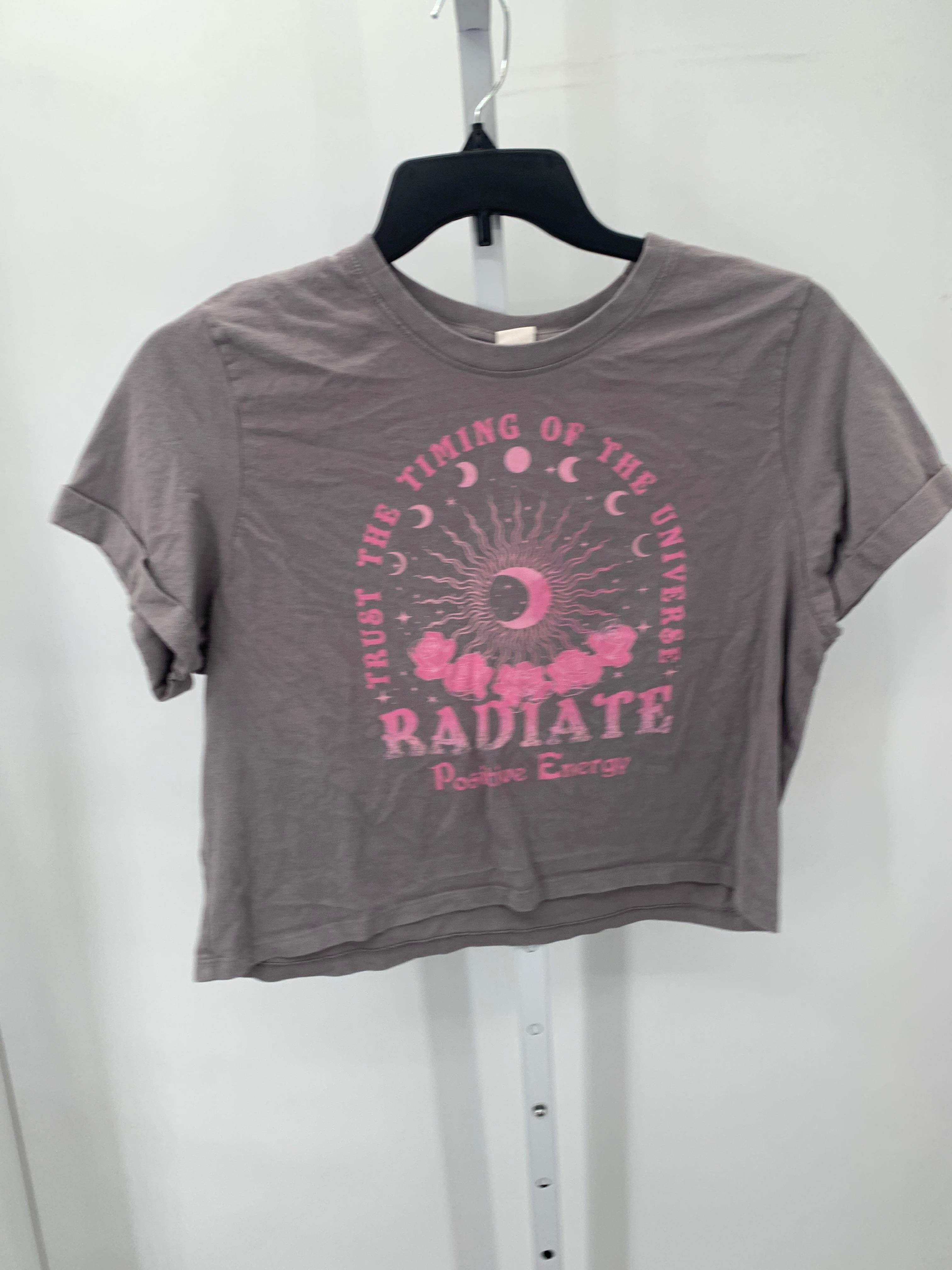 Size Large Juniors Short Sleeve Shirt