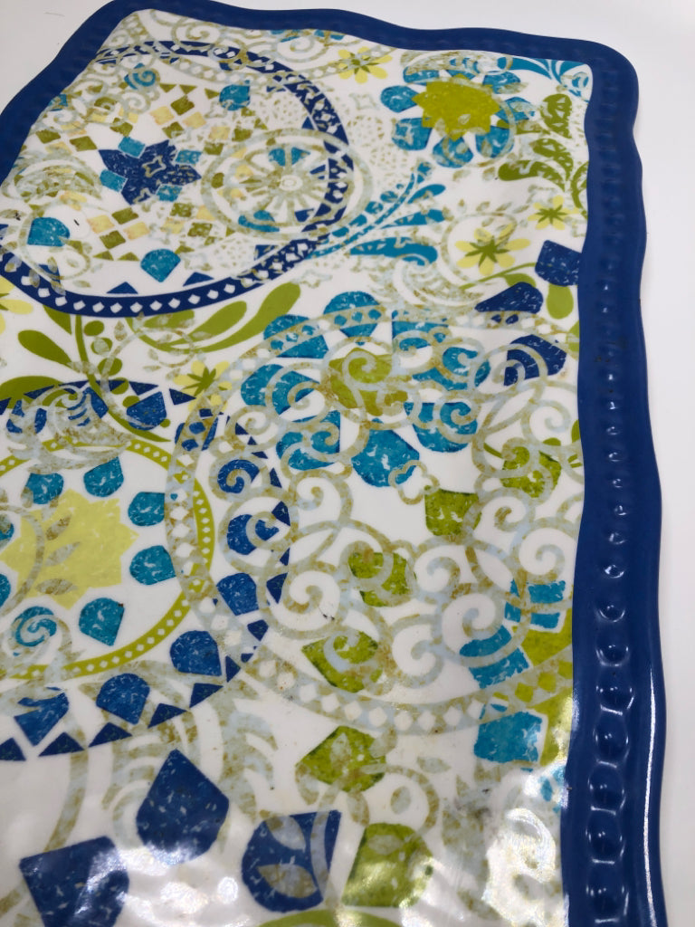 BLUE/GREEN MELAMINE SERVING PLATTER.