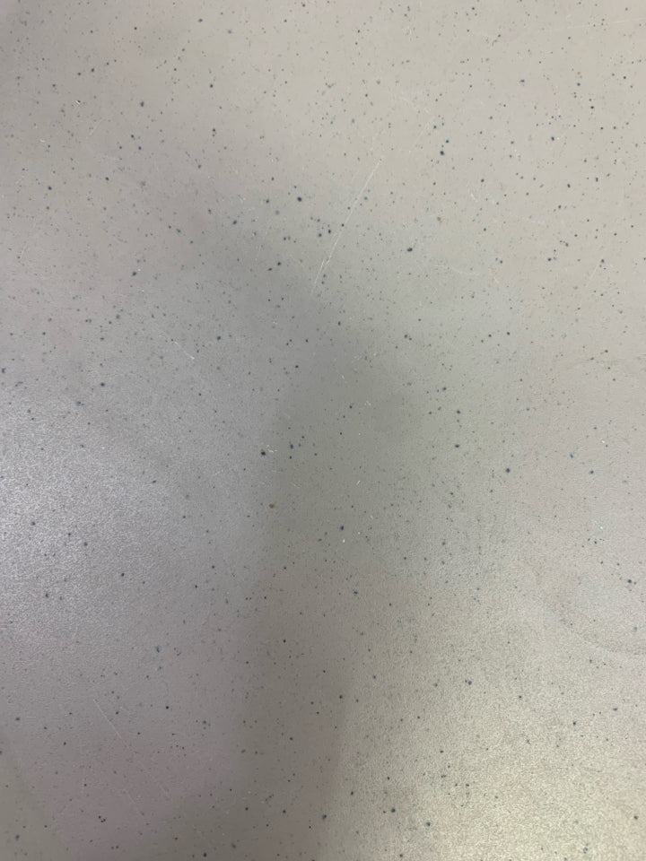 ROUND GRAY SPECKLED MELAMINE TRAY.