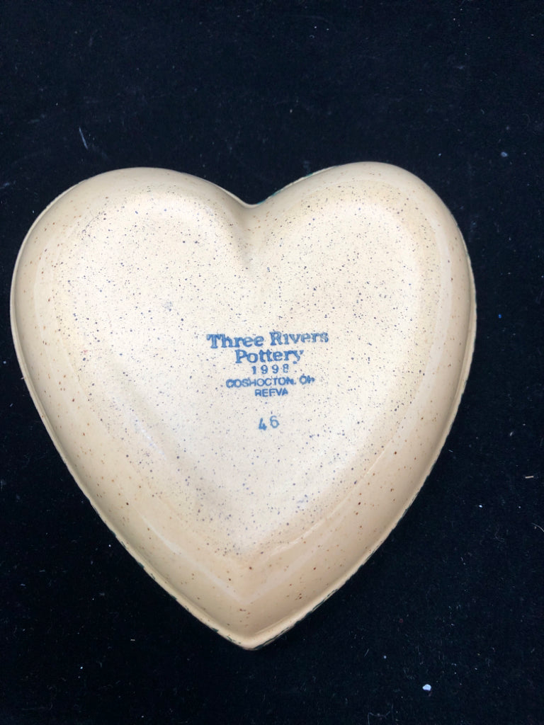 SNOWMAN PAINTED HEART BOWL - THREE RIVERS POTTERY 1998.