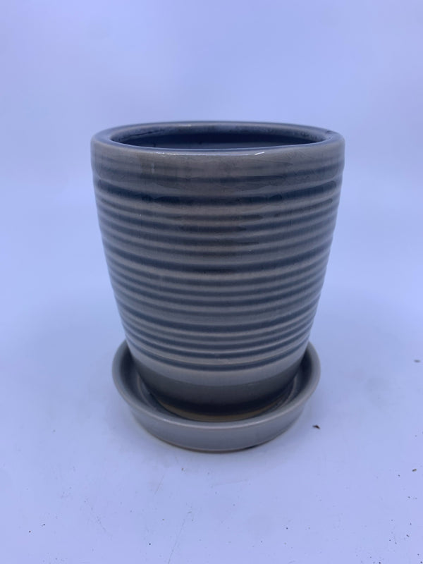 GREY RIBBED PLANTER W OVER FLOW.