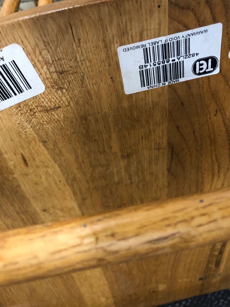 CHILDRENS WOOD ROCKING CHAIR W/ ARM RESTS.