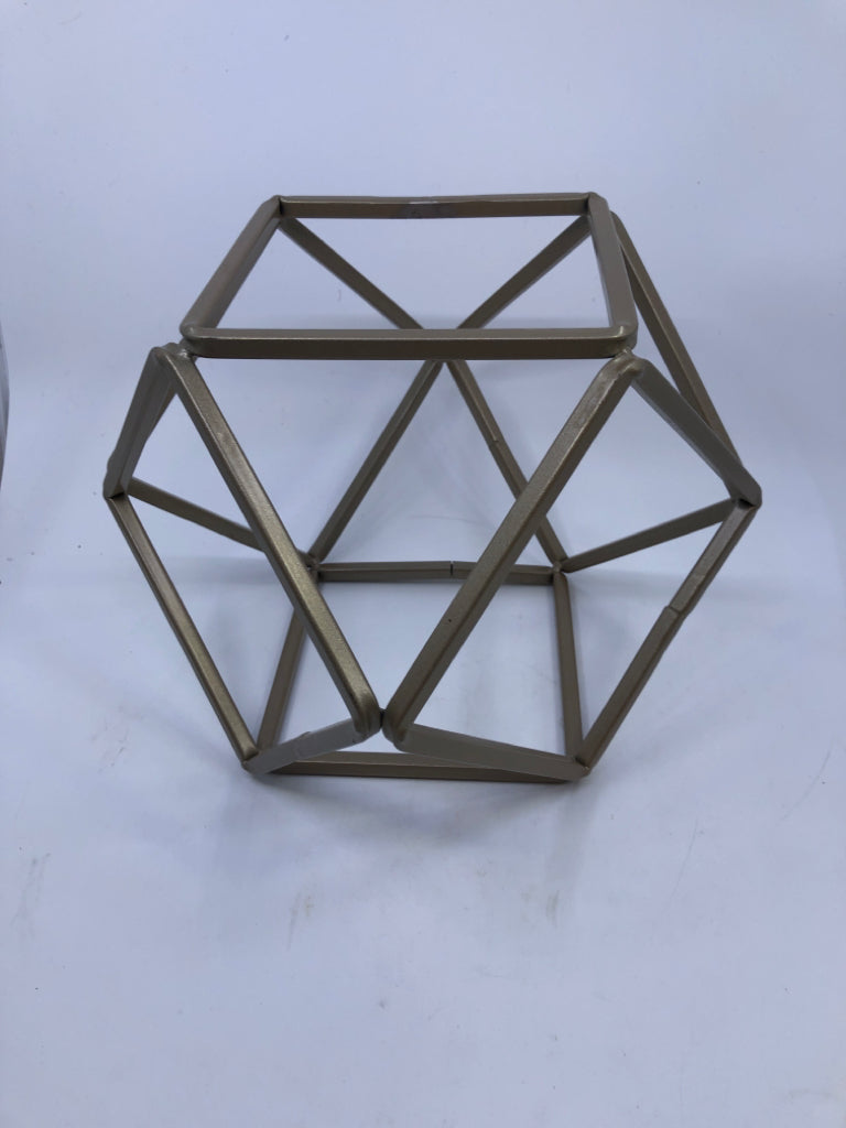 LIGHT BROWN METAL OPEN BALL DESK DECOR.