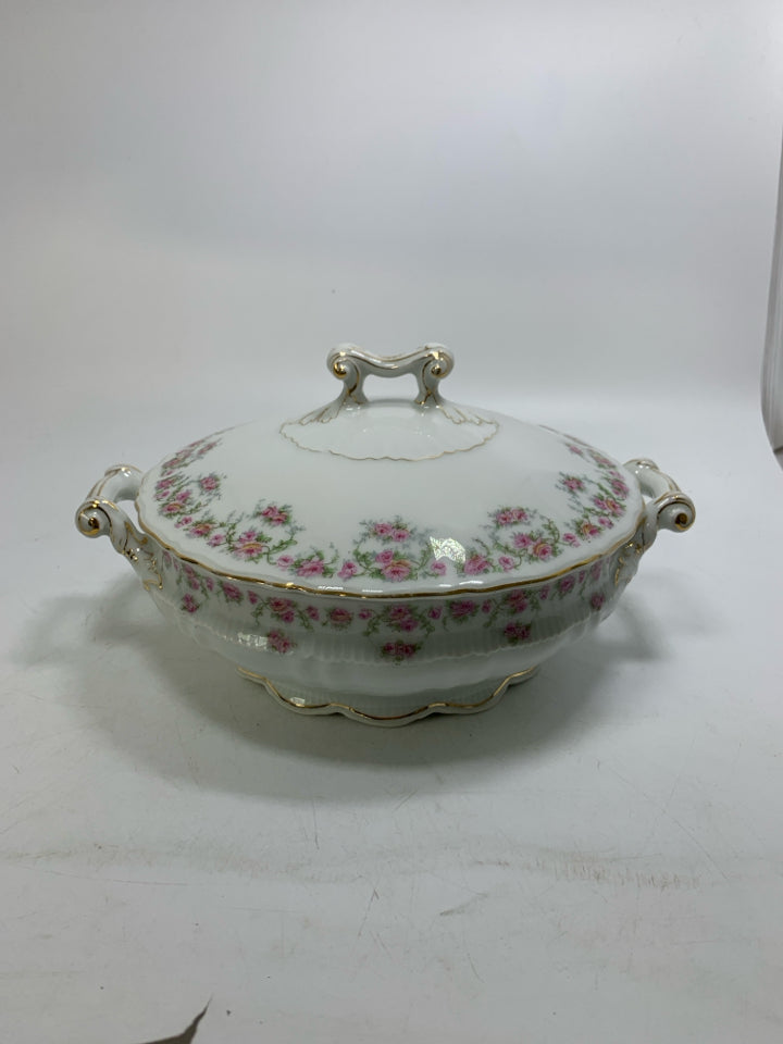FOOTED PINK ROSES COVERED VEGETABLE DISH GOLD DETAILS SAXONY .