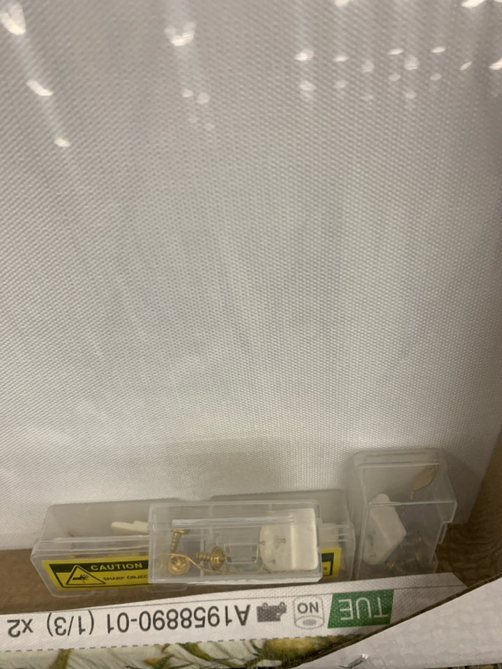 NIP 3PC YELLOW FLOWER WALL ART.