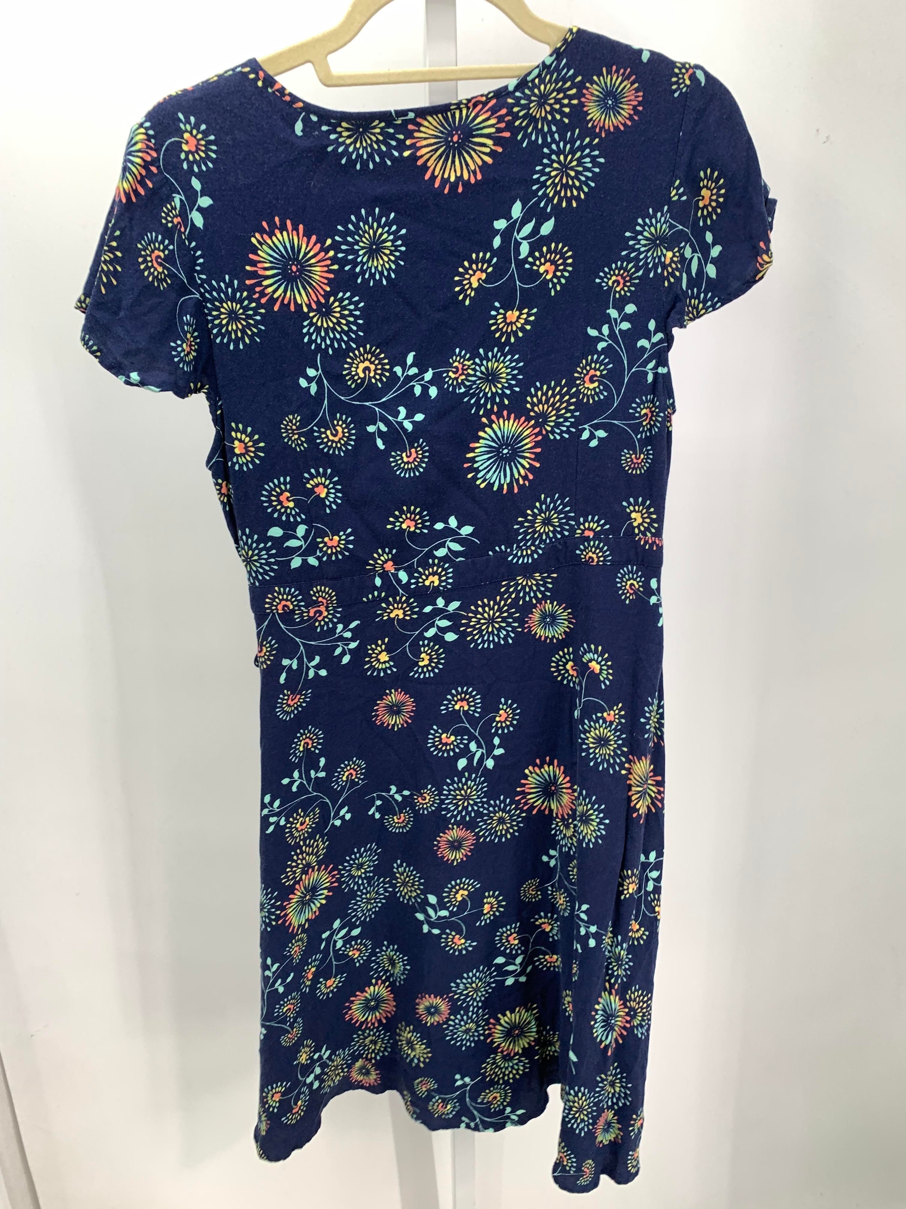 G.H. Bass & Co. Size Medium Misses Short Sleeve Dress