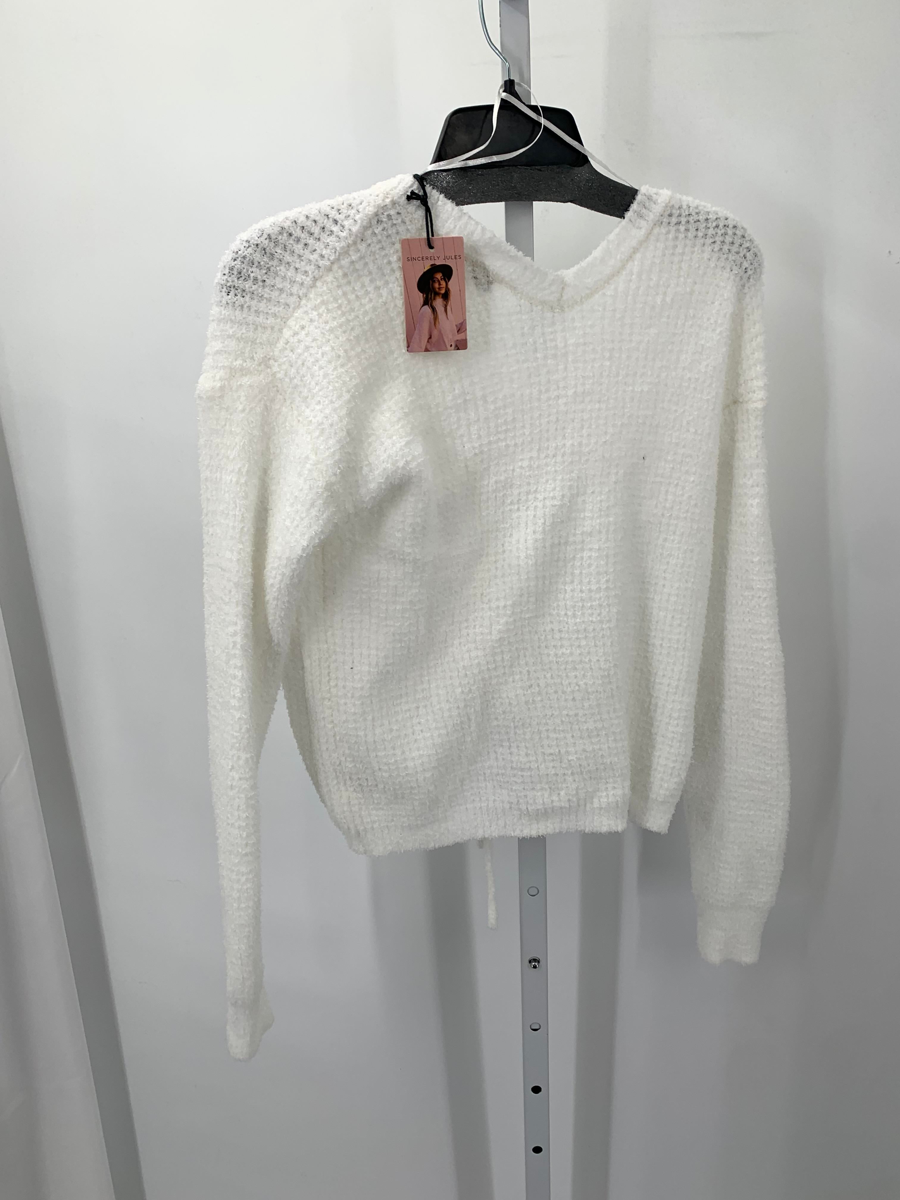 Size Large Juniors Long Sleeve Sweater